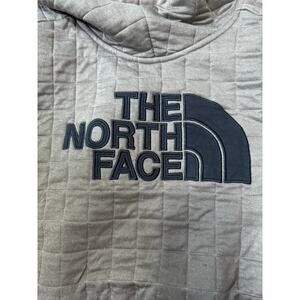 The North Face Womens Small Hooded Sweatshirt Gray Quilted Top with Dark Blue